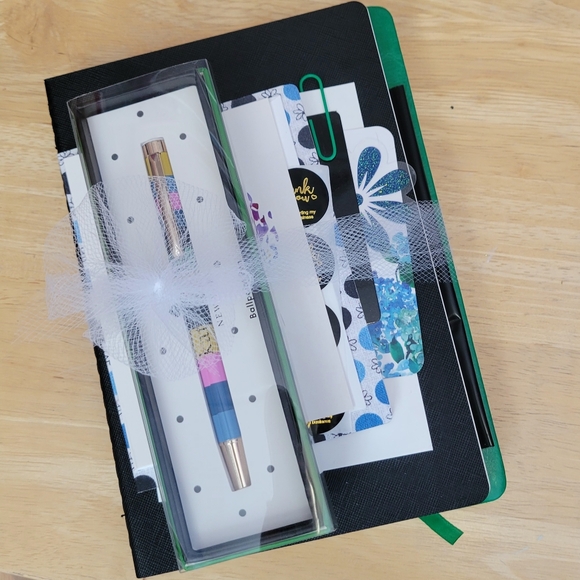 journals, notebooks, writing tools & cards - Picture 8 of 15